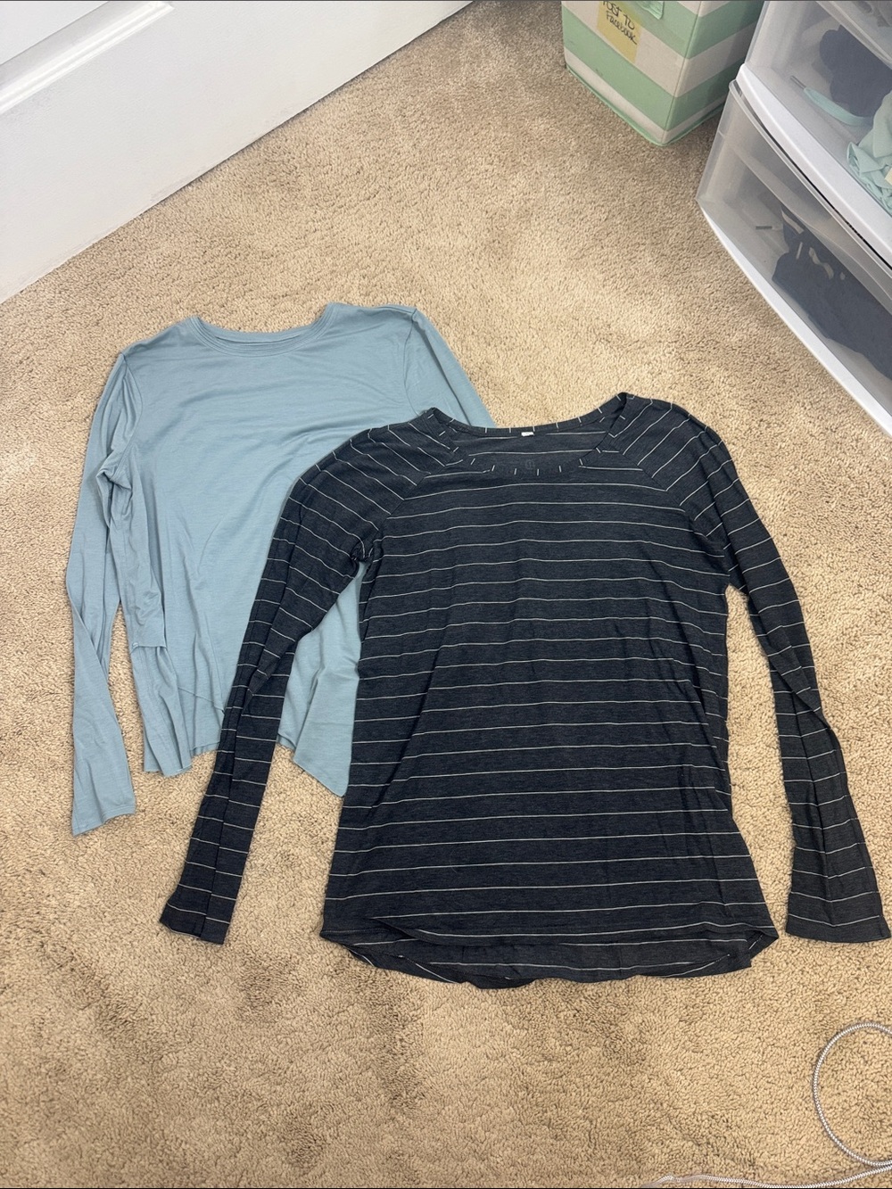 Lululemon Lot of Size 10 Long Sleeve Love Tees